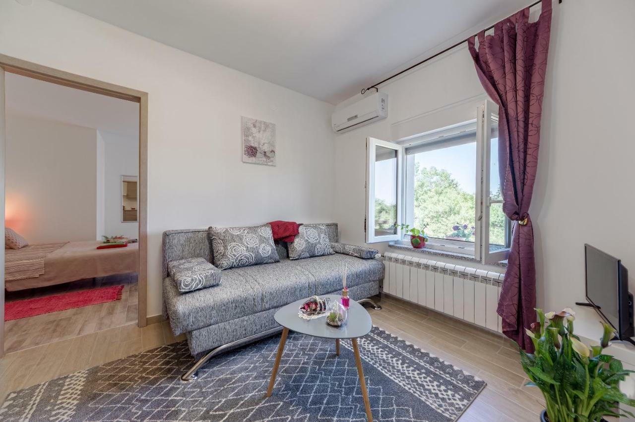 Apartment Lavander 02 Пула Екстер'єр фото