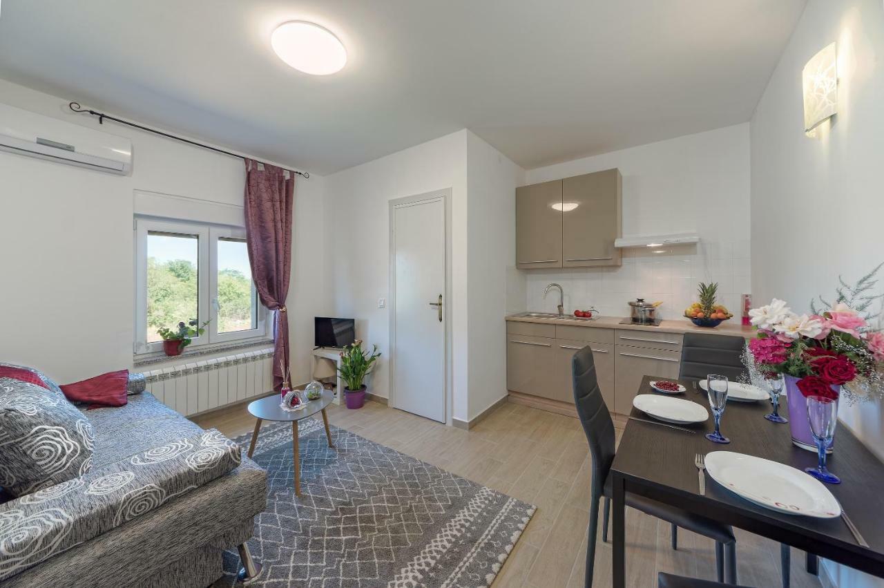 Apartment Lavander 02 Пула Екстер'єр фото