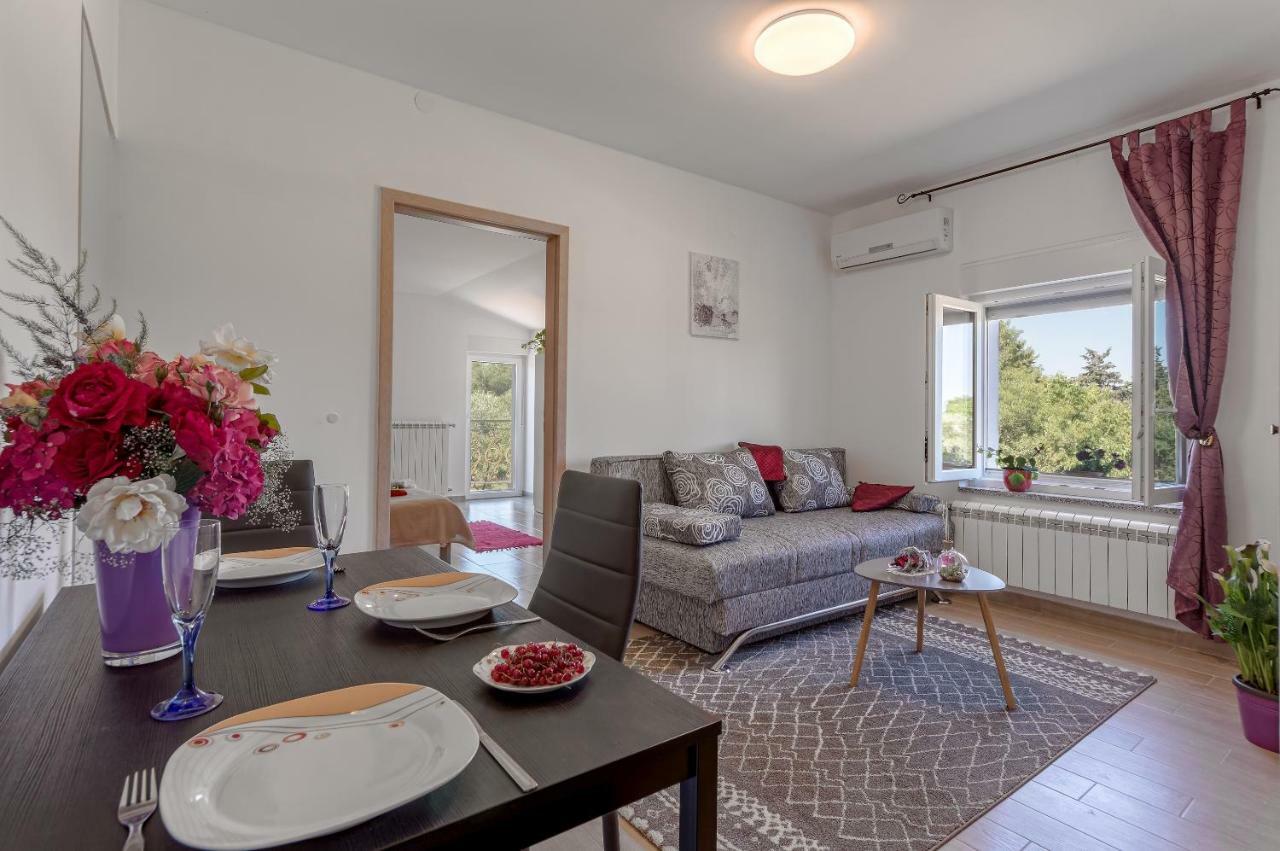 Apartment Lavander 02 Пула Екстер'єр фото