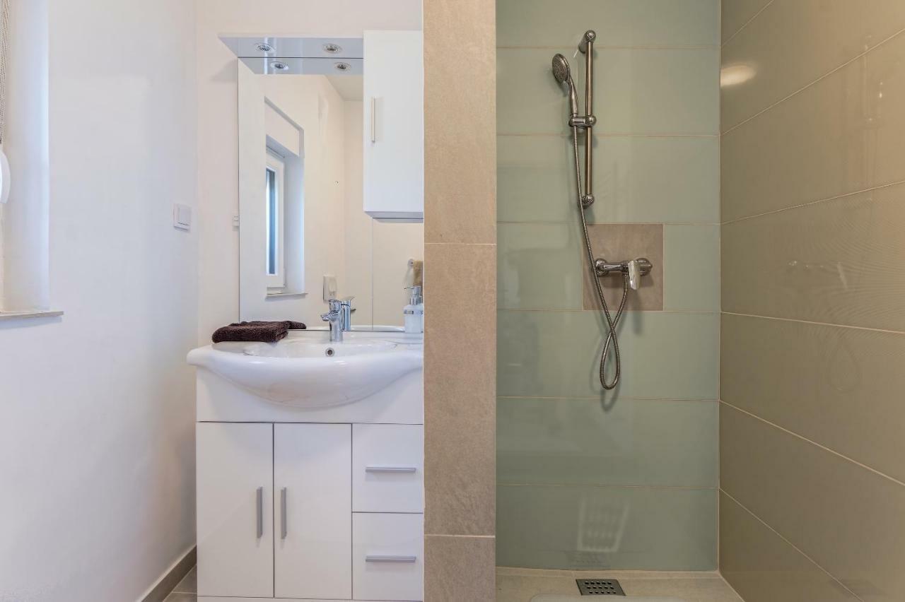 Apartment Lavander 02 Пула Екстер'єр фото
